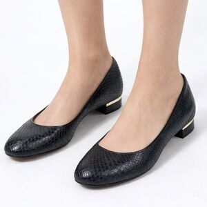 Talbots Elegant Vintage Black Textured Women's Flat Heels Size 10.5